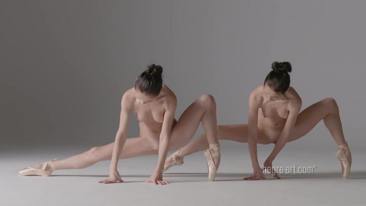Julietta and Magdalena Nude Ballet